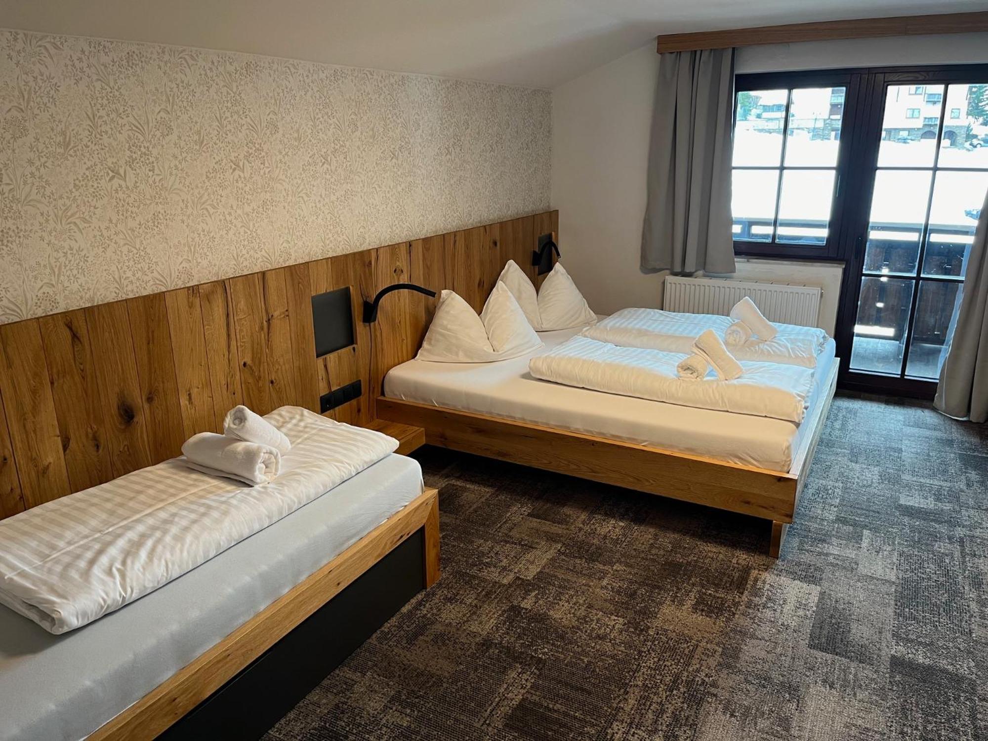 Tieflehner Hof Pitztalhaus Hotel Sankt Leonhard im Pitztal Exterior foto
