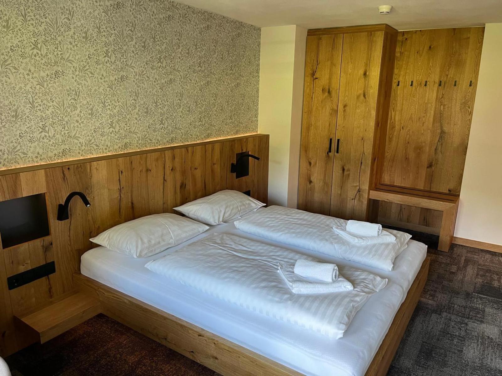 Tieflehner Hof Pitztalhaus Hotel Sankt Leonhard im Pitztal Exterior foto